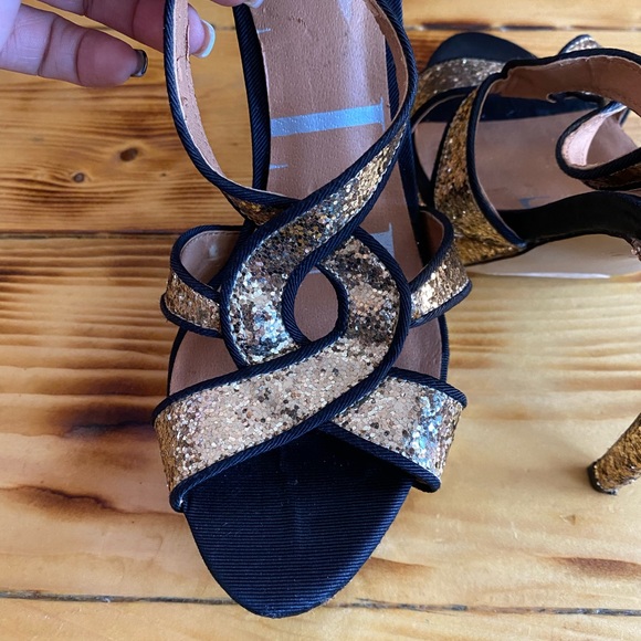 Elle Gold Sparkle Heels - Picture 8 of 9